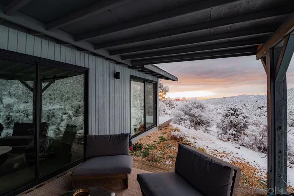 48311 Burns Canyon Rd, Pioneertown, CA 92268
