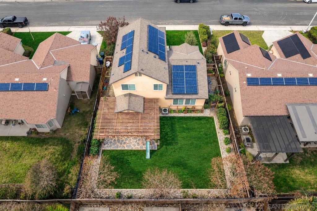 1119 W Muir Way, Hanford, CA 93230