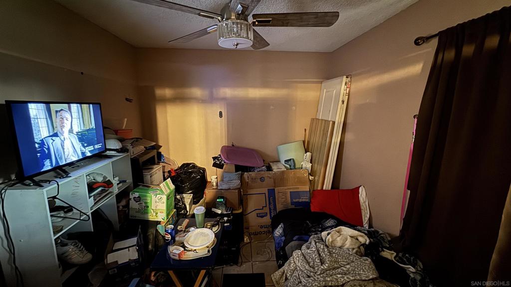 3642 W Redlands Ave, Fresno, CA 93722