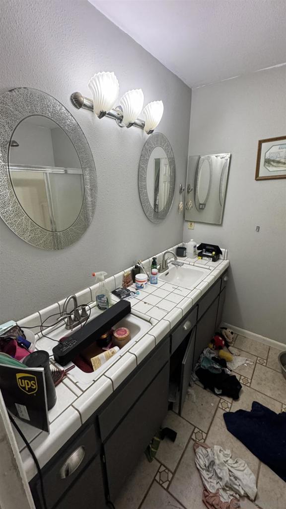 3642 W Redlands Ave, Fresno, CA 93722