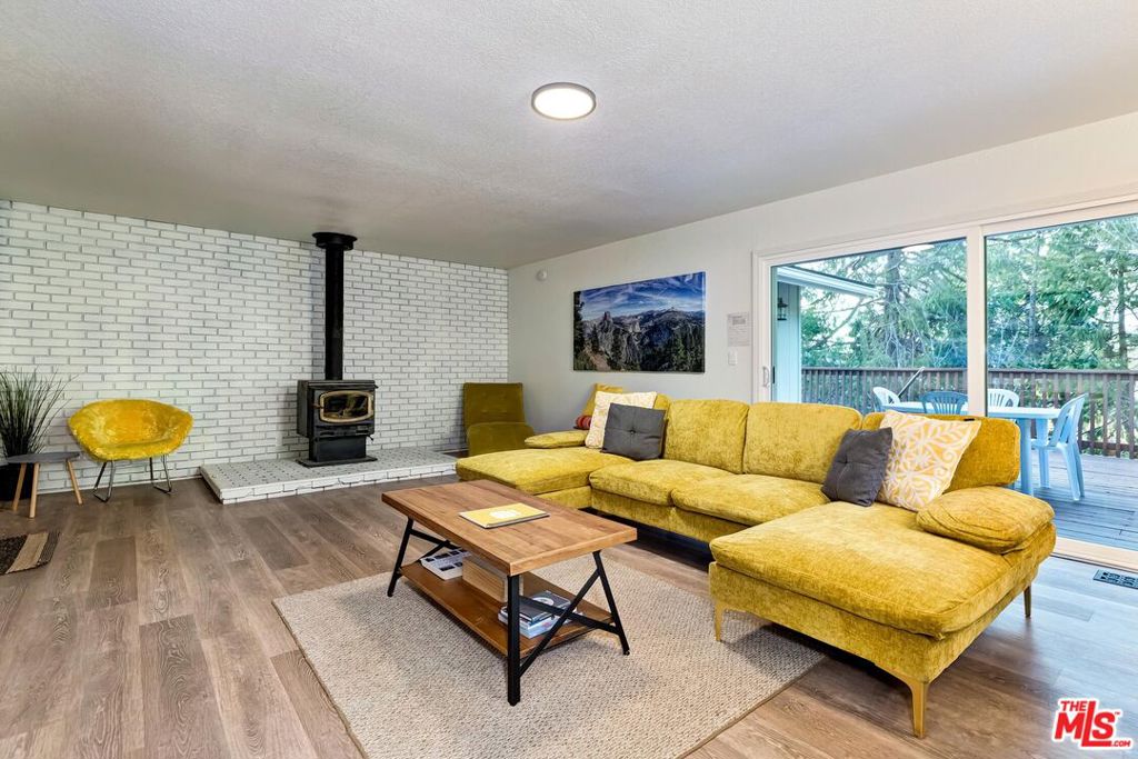 40902 Elliott Drive, Oakhurst, CA 93644