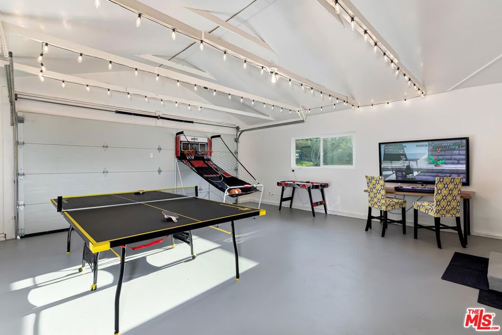 40902 Elliott Drive, Oakhurst, CA 93644