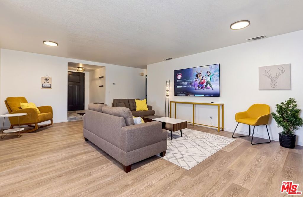 40922 Elliott Drive, Oakhurst, CA 93644