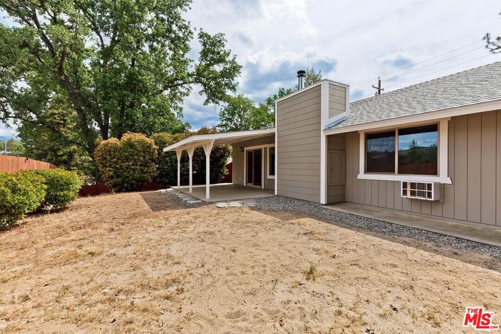 40934 Elliott Dr, Oakhurst, CA 93644