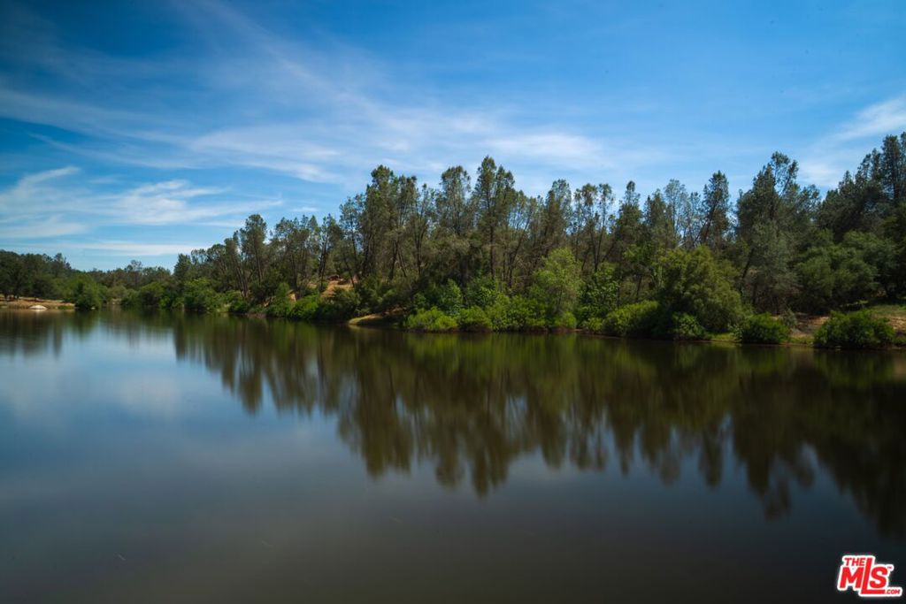 1758 Long Hollow Ln, Coarsegold, CA 93614