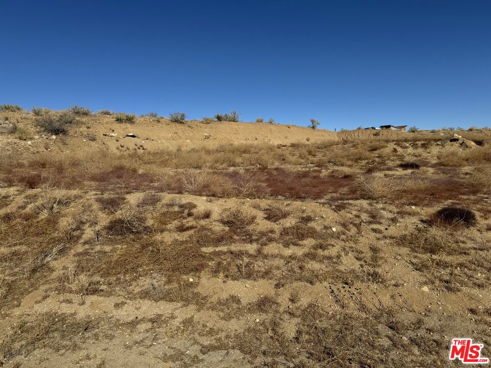 3085 Apache Pass / Bypass, Pioneertown, CA 92268