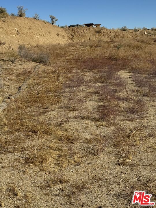 3085 Apache Pass / Bypass, Pioneertown, CA 92268