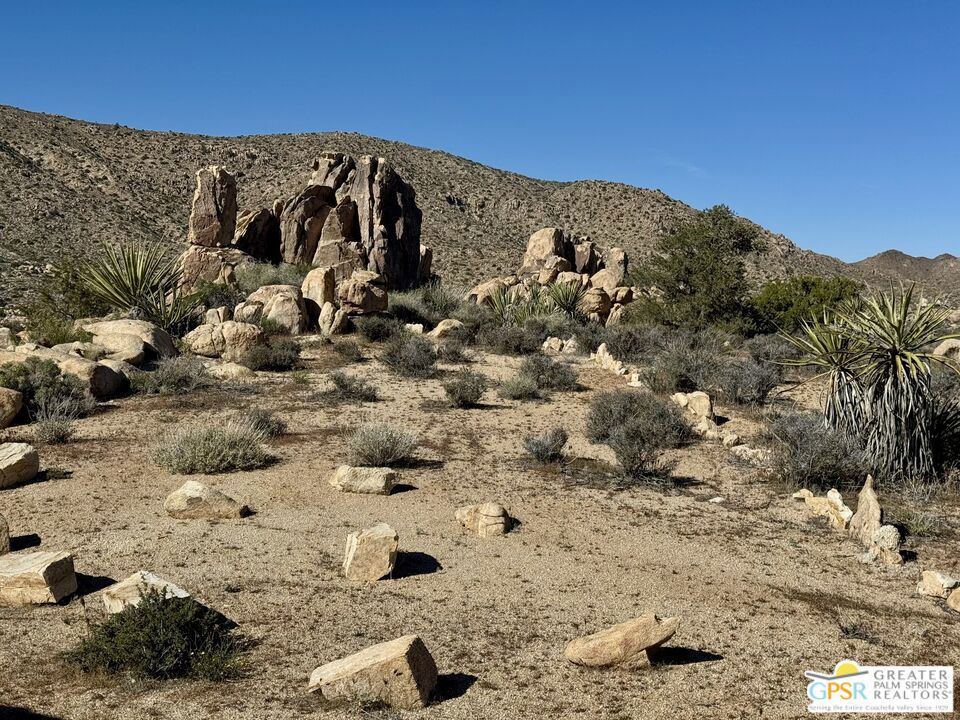 900 Parsons Ranch Rd, Pioneertown, CA 92268