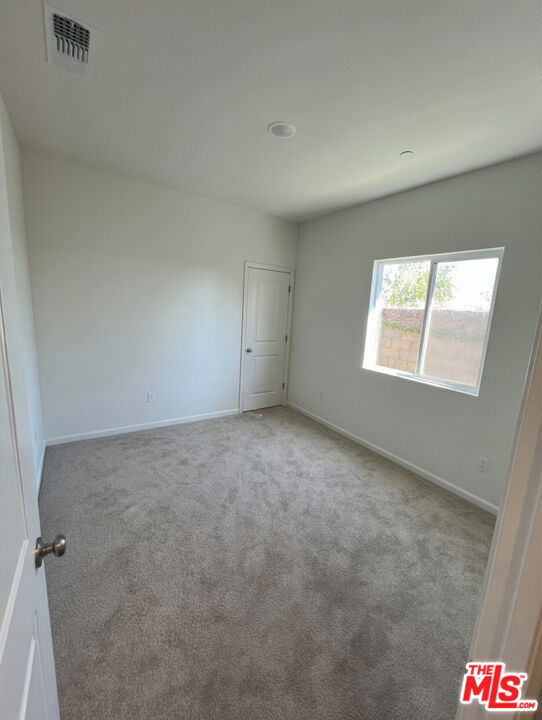 935 Northwich Ln, Patterson, CA 95363