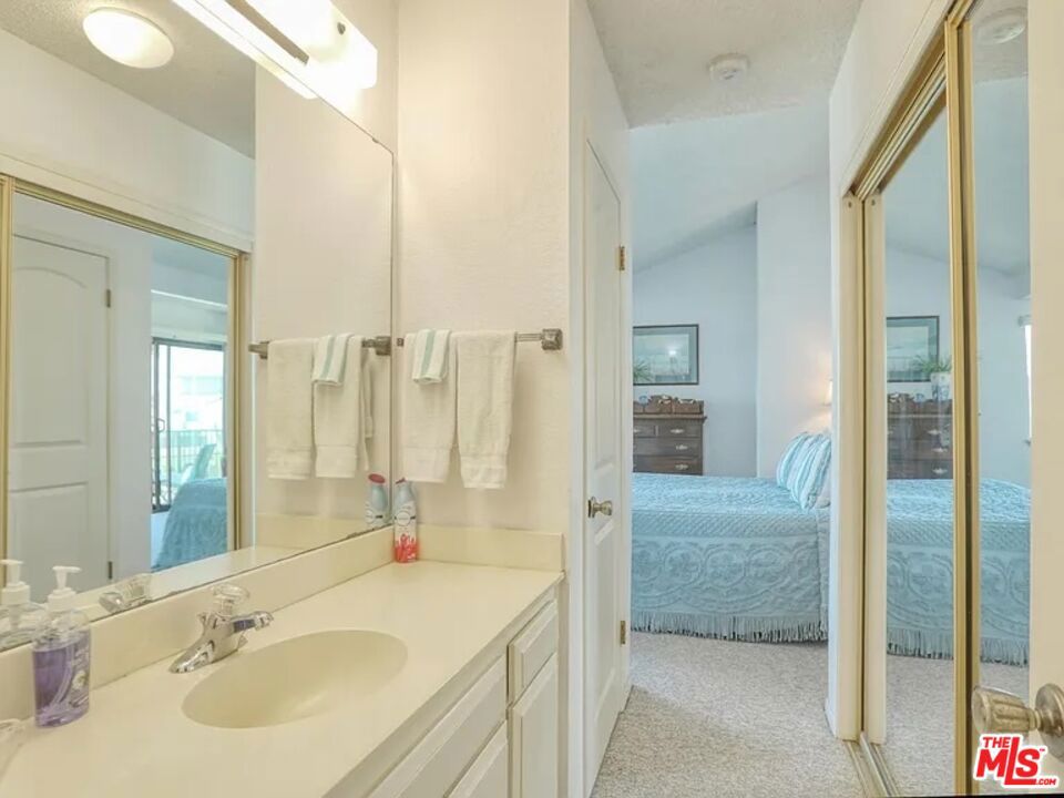 100 Pismo Ave, Pismo Beach, CA 93449