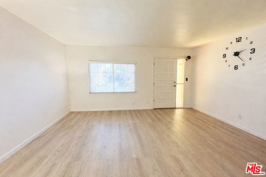 3223 Perlita Ave, Atwater, CA 90039