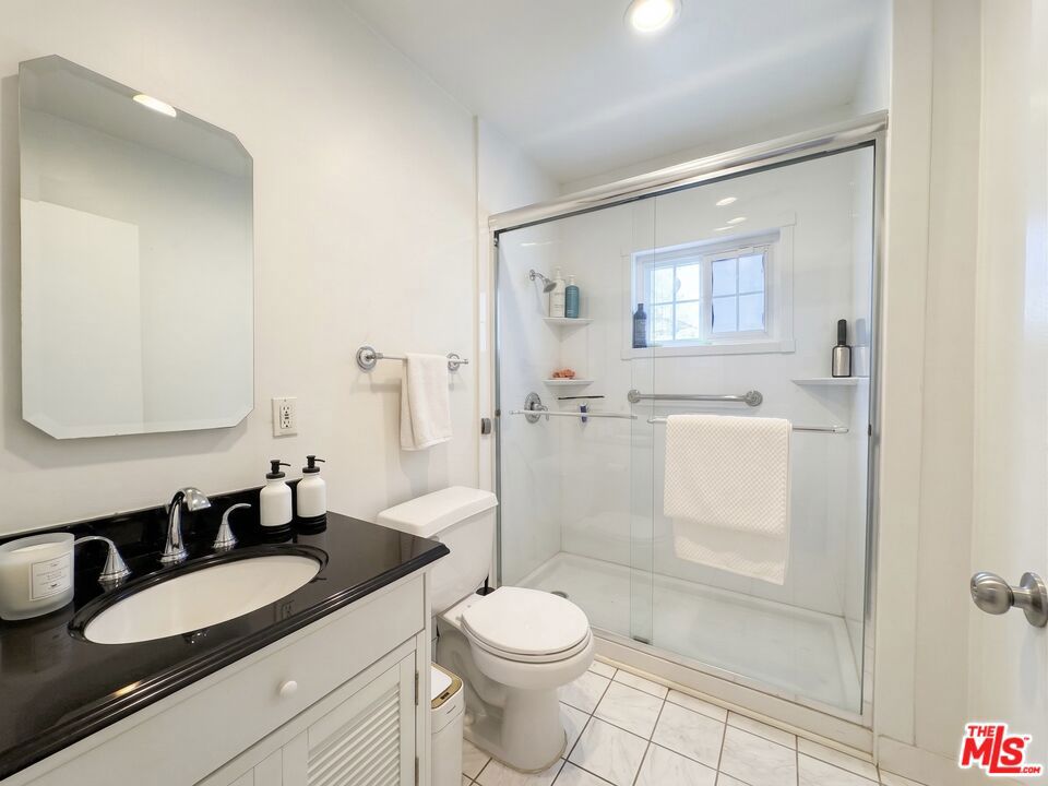 3223 Perlita Ave, Atwater, CA 90039