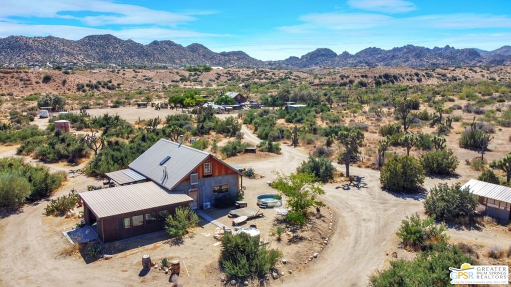53408 Stud Valley Rd, Pioneertown, CA 92268