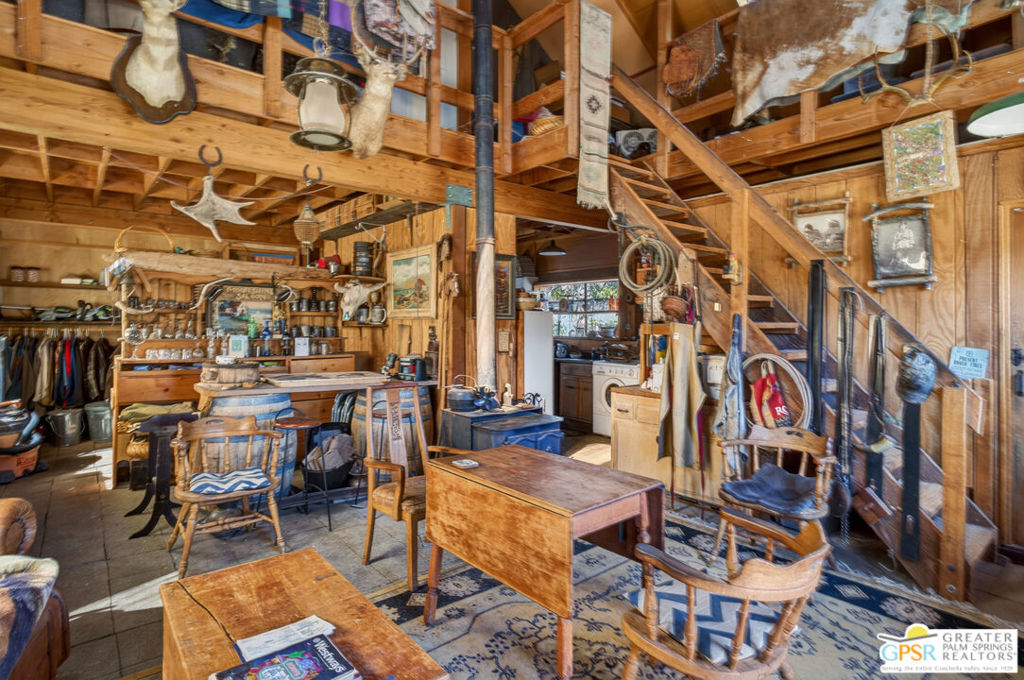 53408 Stud Valley Rd, Pioneertown, CA 92268