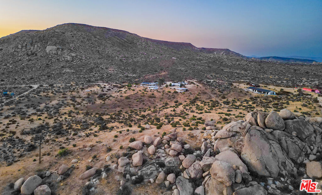 2900 Roadrunner, Pioneertown, CA 92268