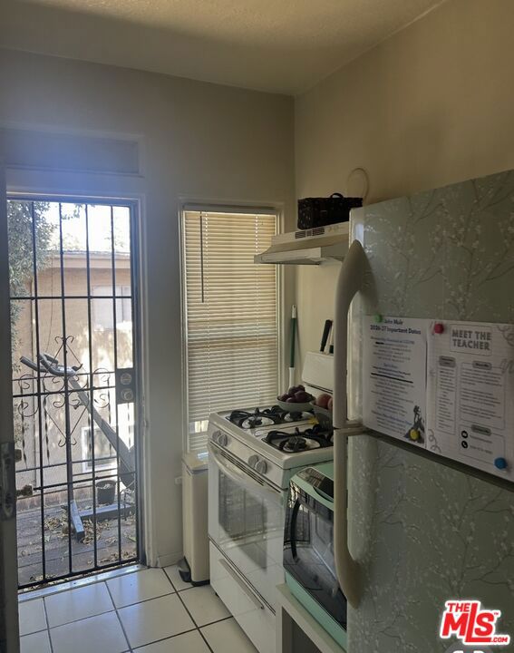 203 Jones St, Modesto, CA 95354