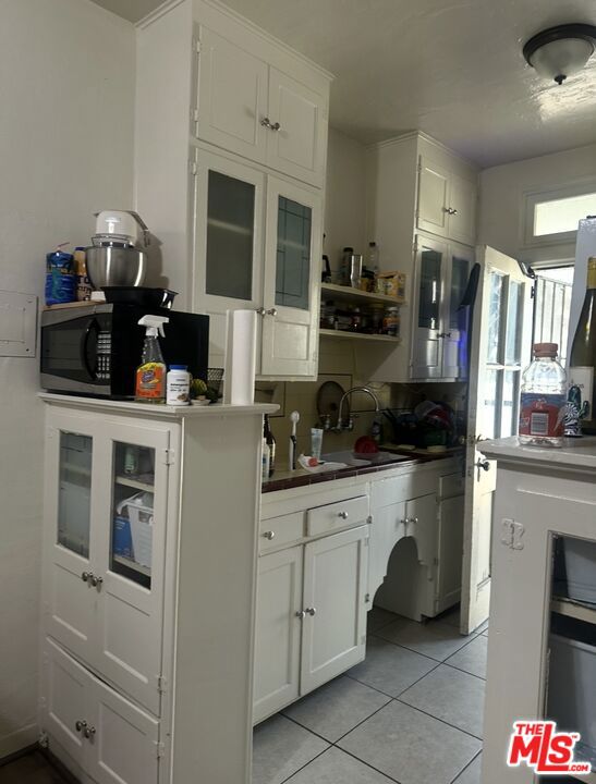 203 Jones St, Modesto, CA 95354