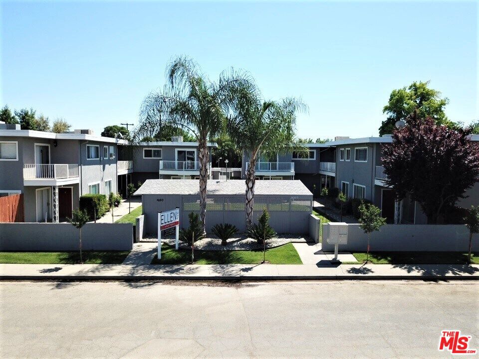 1680 Ellen Ave, Merced, CA 95341