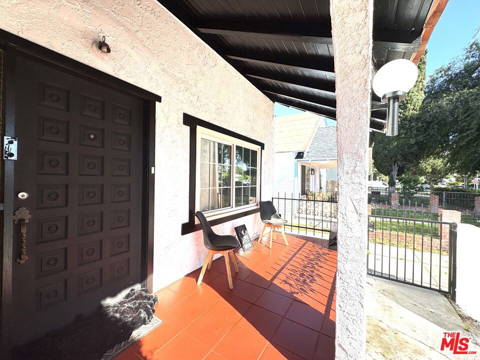 3223 Perlita Ave, Atwater, CA 90039
