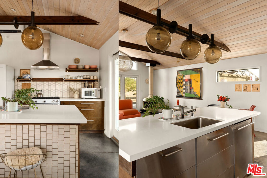 52733 Oak Dr, Pioneertown, CA 92268