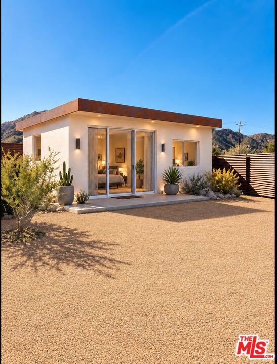5256 William S Hart Rd, Pioneertown, CA 92268