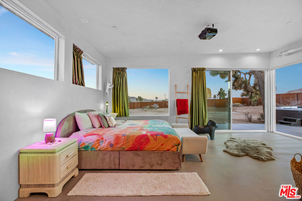 5256 William S Hart Rd, Pioneertown, CA 92268