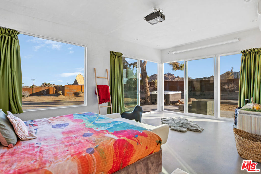 5256 William S Hart Rd, Pioneertown, CA 92268