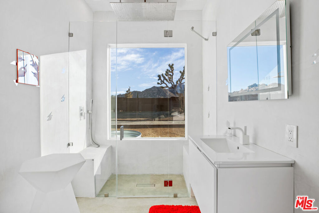 5256 William S Hart Rd, Pioneertown, CA 92268