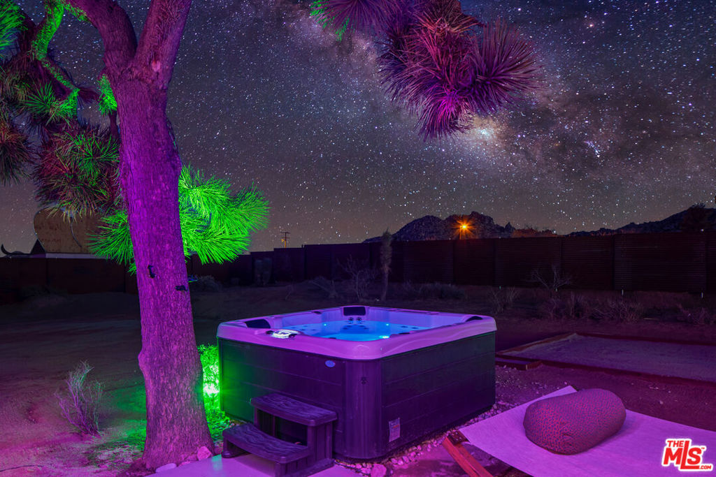 5256 William S Hart Rd, Pioneertown, CA 92268