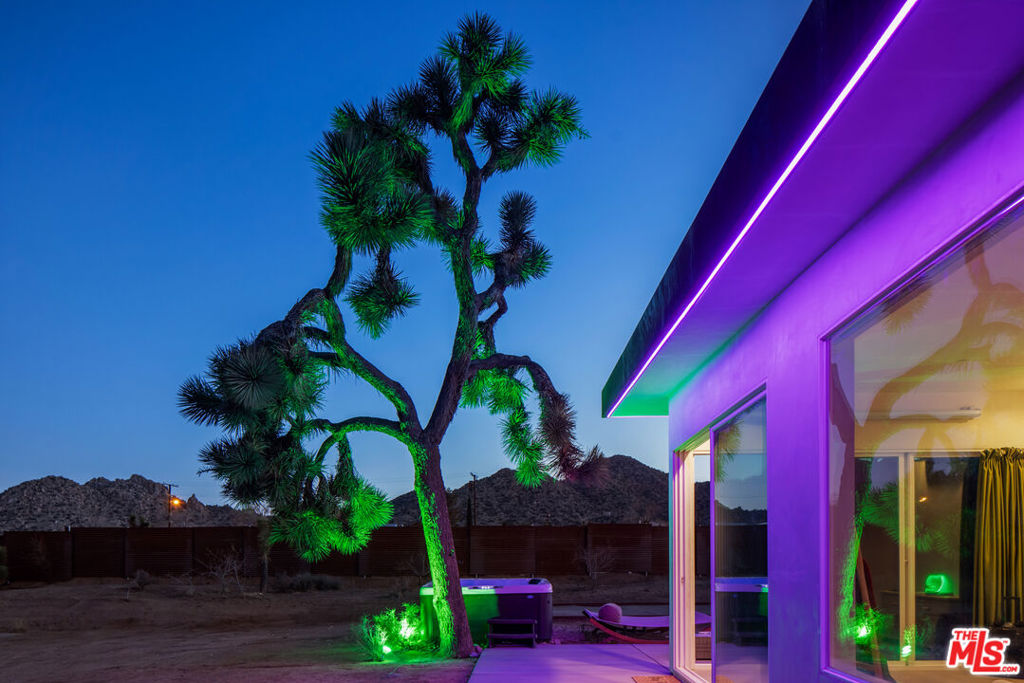 5256 William S Hart Rd, Pioneertown, CA 92268