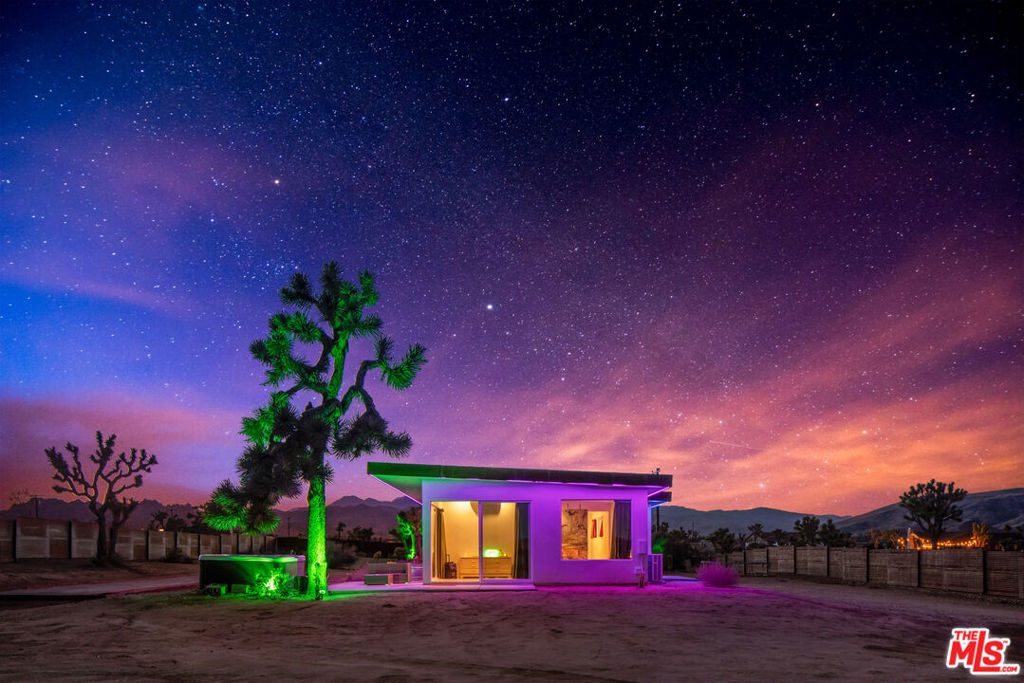 5256 William S Hart Rd, Pioneertown, CA 92268
