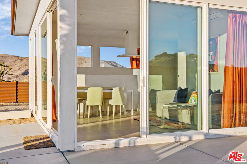 5256 William S Hart Rd, Pioneertown, CA 92268