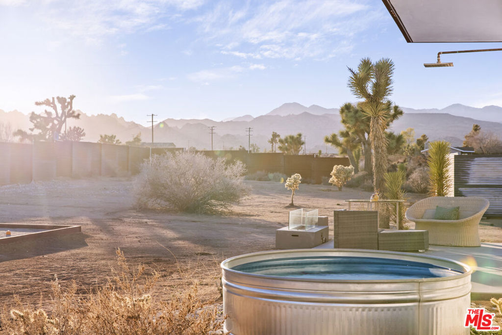 5256 William S Hart Rd, Pioneertown, CA 92268
