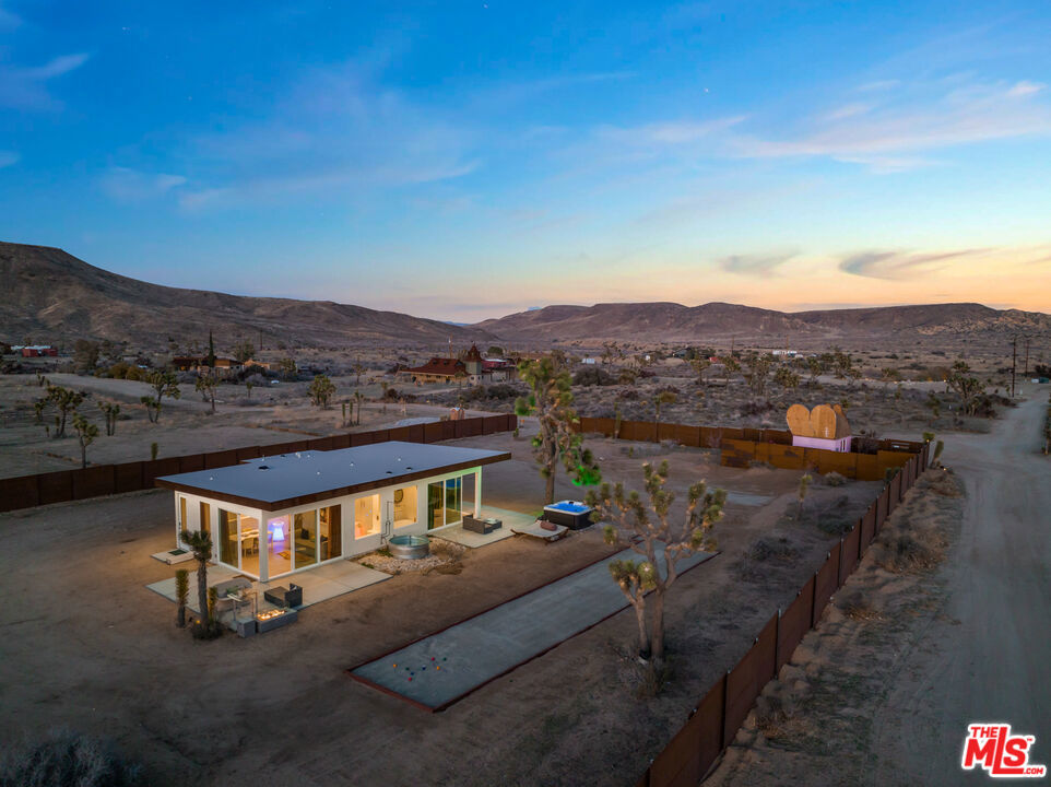 5256 William S Hart Rd, Pioneertown, CA 92268