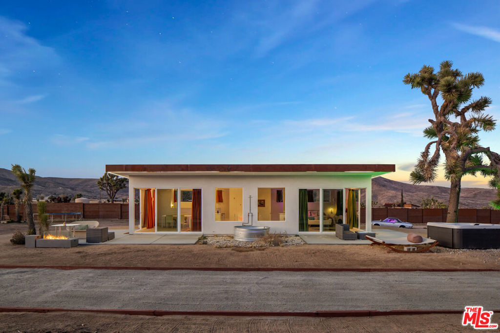 5256 William S Hart Rd, Pioneertown, CA 92268