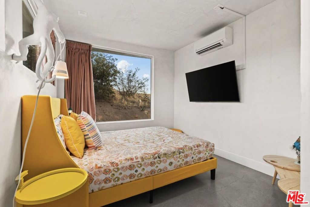 5195 Pioneertown Rd, Pioneertown, CA 92268
