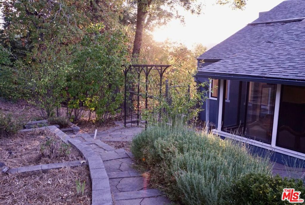 37068 Mudge Ranch Rd, Coarsegold, CA 93614