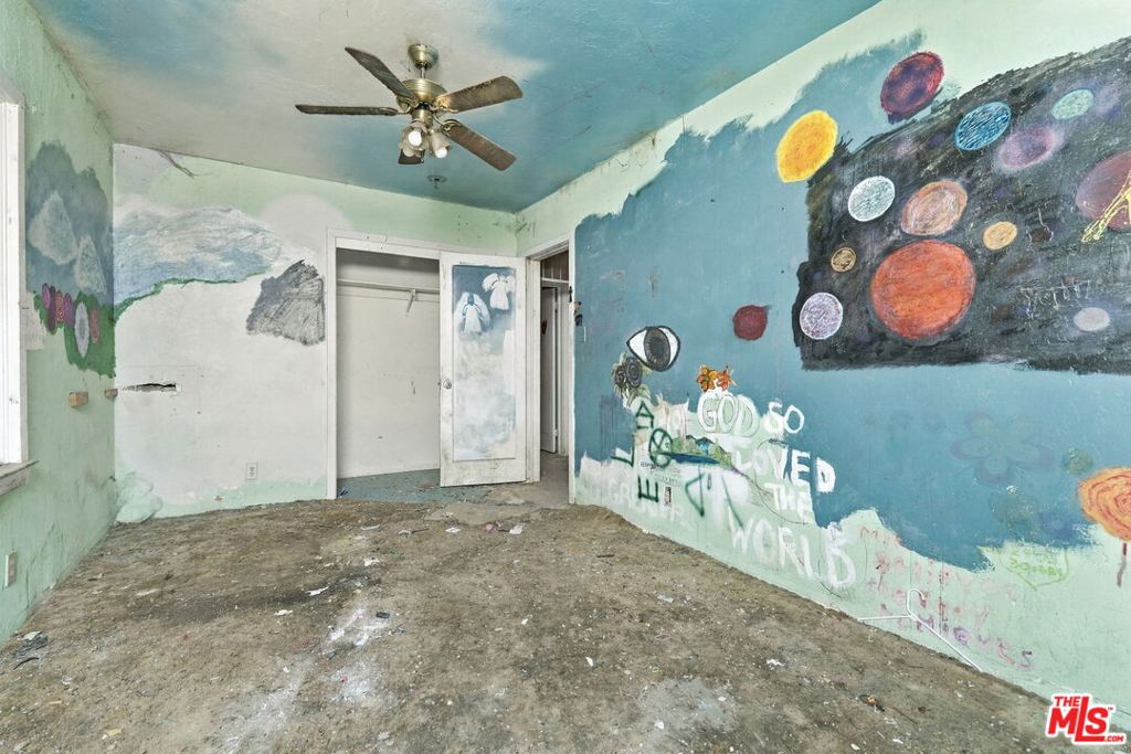 528 S D St, Exeter, CA 93221