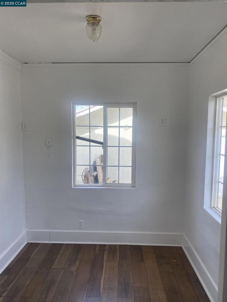 4583 E Tulare, Fresno, CA 93702