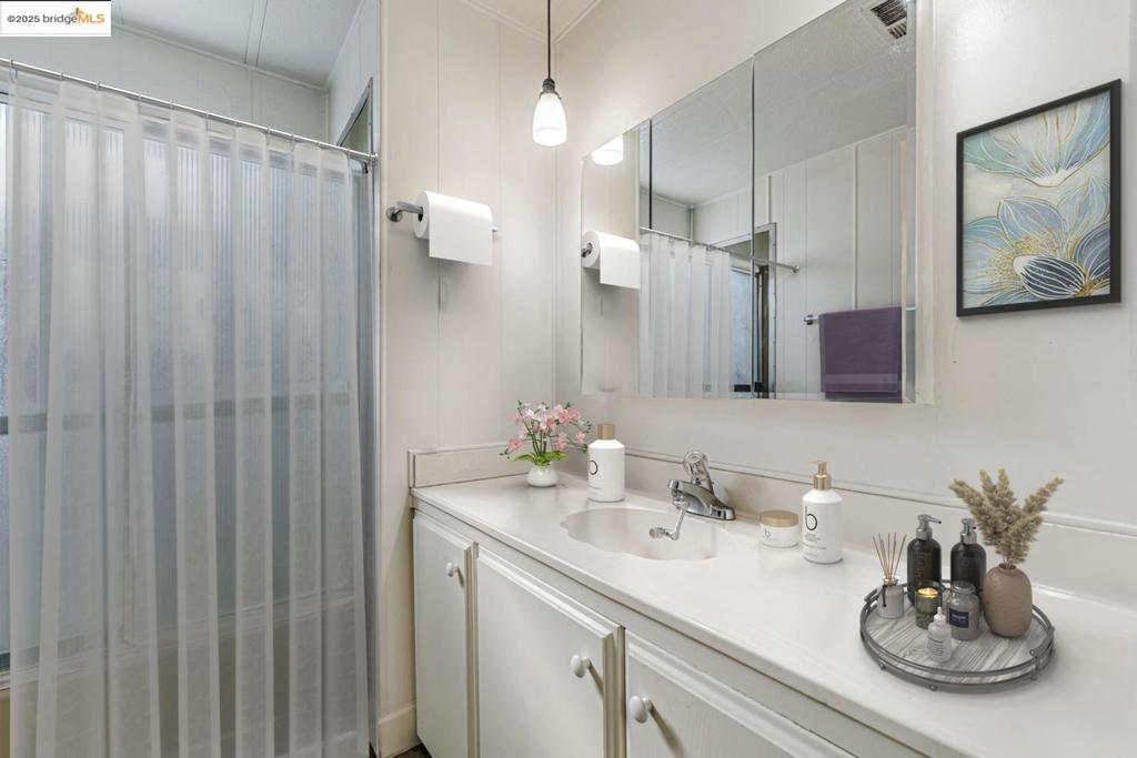 8200 Jantzen RD, Modesto, CA 95357