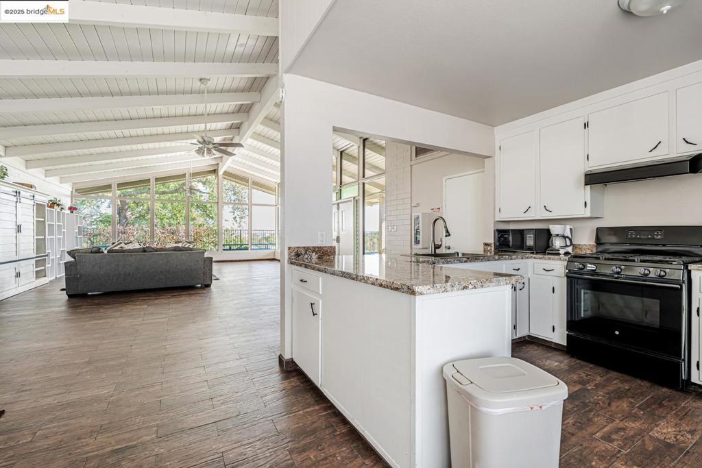 8200 Jantzen RD, Modesto, CA 95357