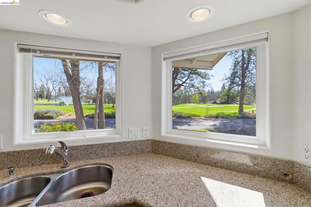 12552 Tannahill, Groveland, CA 95321