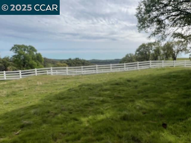 6 Frenchbar Rd, La Grange, CA 95329