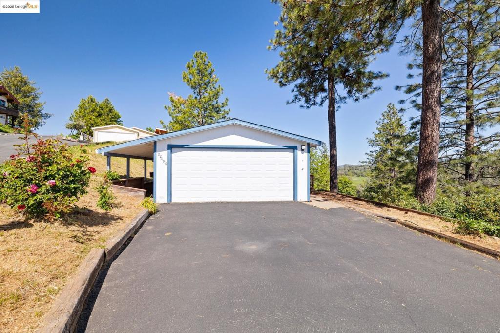 22690 Prospect Heights, Groveland, CA 95321-9390