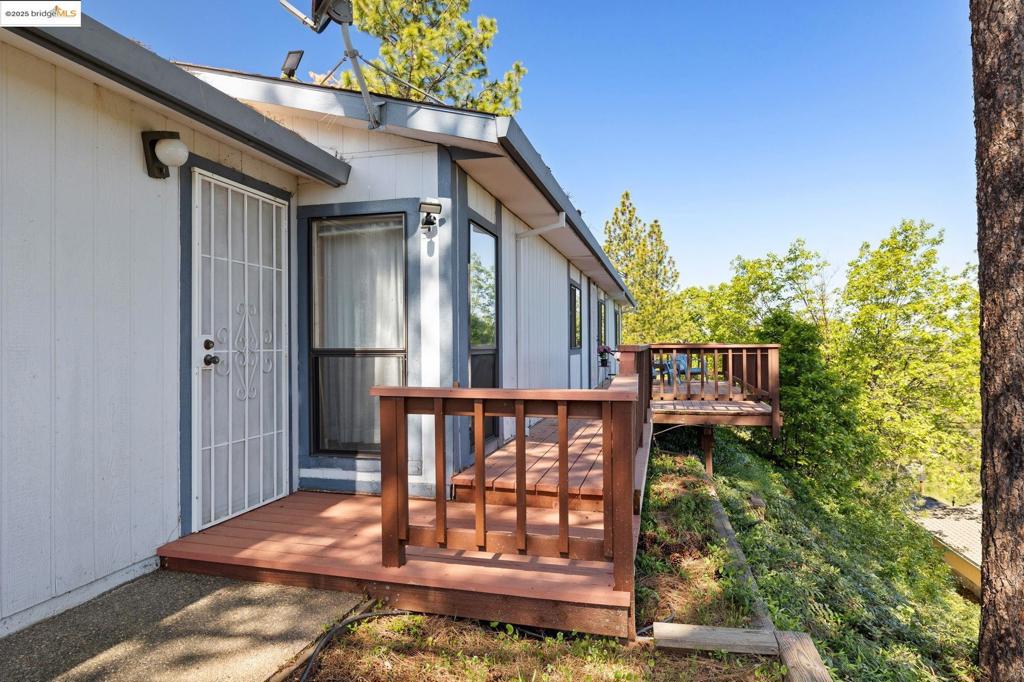 22690 Prospect Heights, Groveland, CA 95321-9390