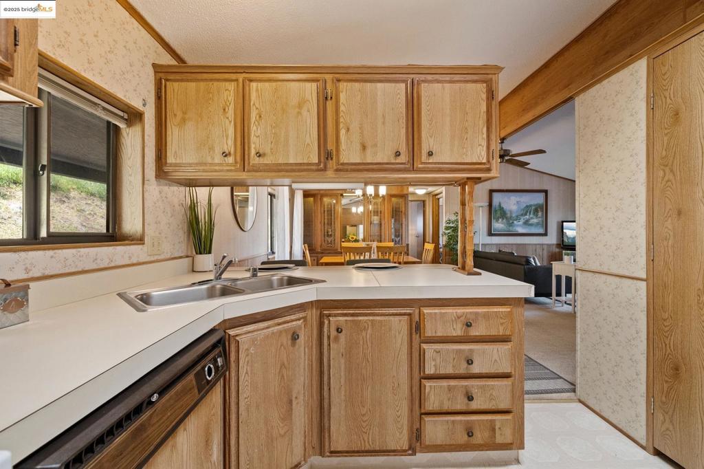 22690 Prospect Heights, Groveland, CA 95321-9390