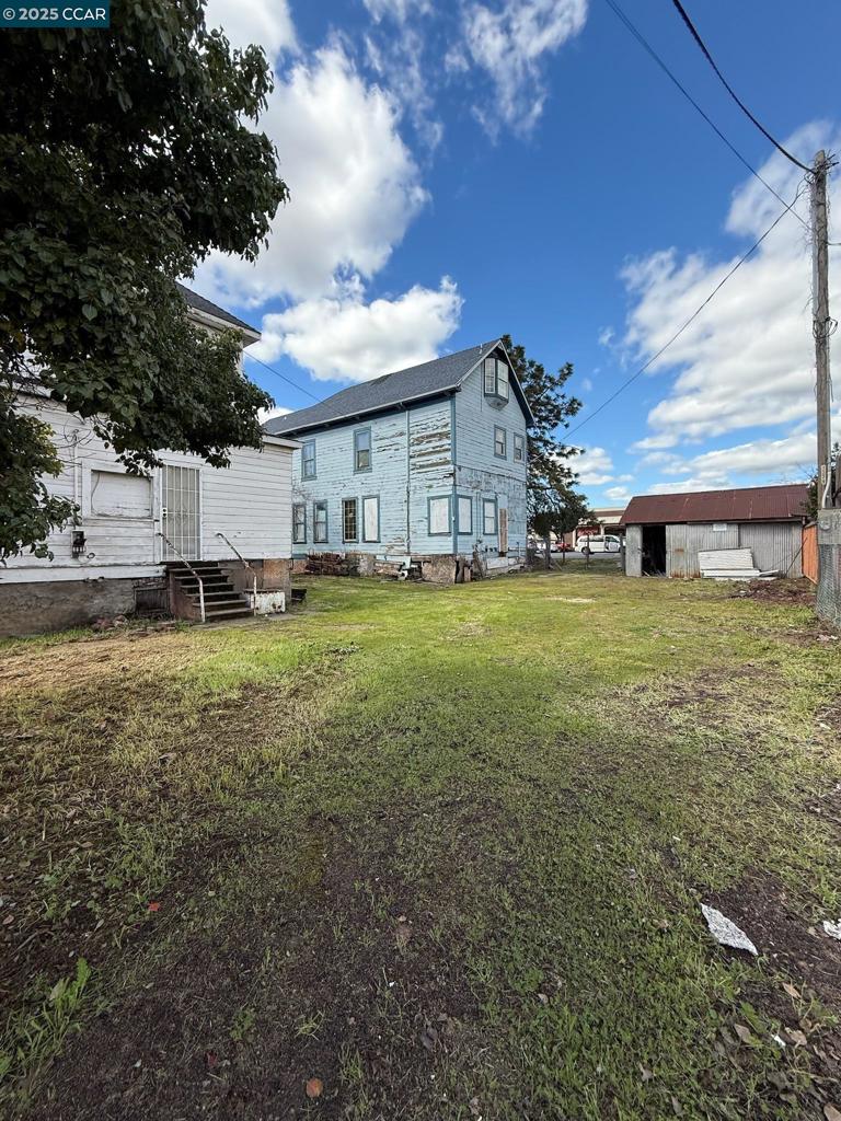 151 S 3Rd Ave, Oakdale, CA 95361