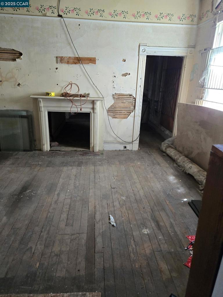 151 S 3Rd Ave, Oakdale, CA 95361