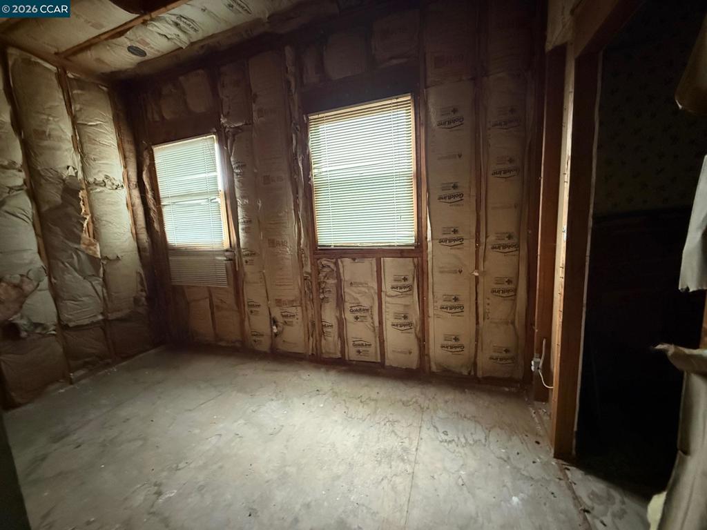 151 S 3rd Ave, Oakdale, CA 95361