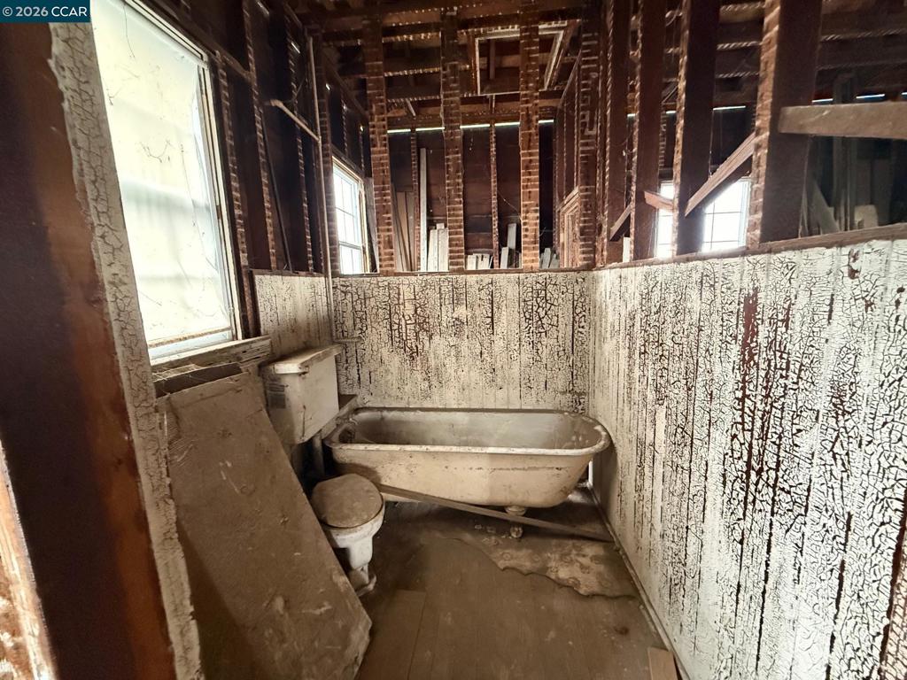 161 161 S 3rd Ave, Oakdale, CA 95361